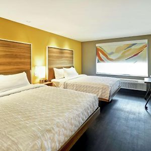 Queen Room Two Queen Beds